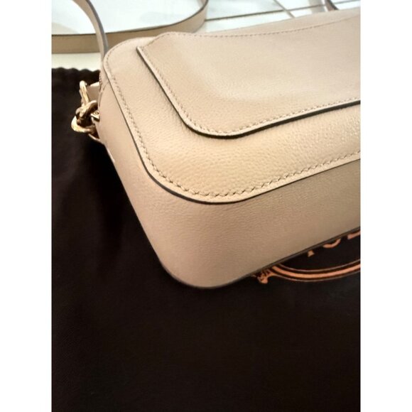 Tod's T-plaque leather crossbody camera bag in Tan - Picture 5 of 12